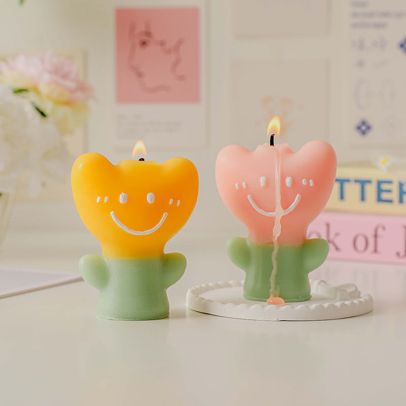 Smile Tulip Scented Candle, Holiday Ornament– Christmas Decoration Gift