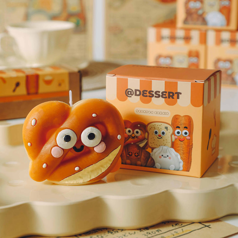 Baked Bread Scented Candle, Holiday Ornament– Christmas Decoration Gift